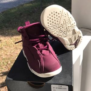 Jordan True Flight BT